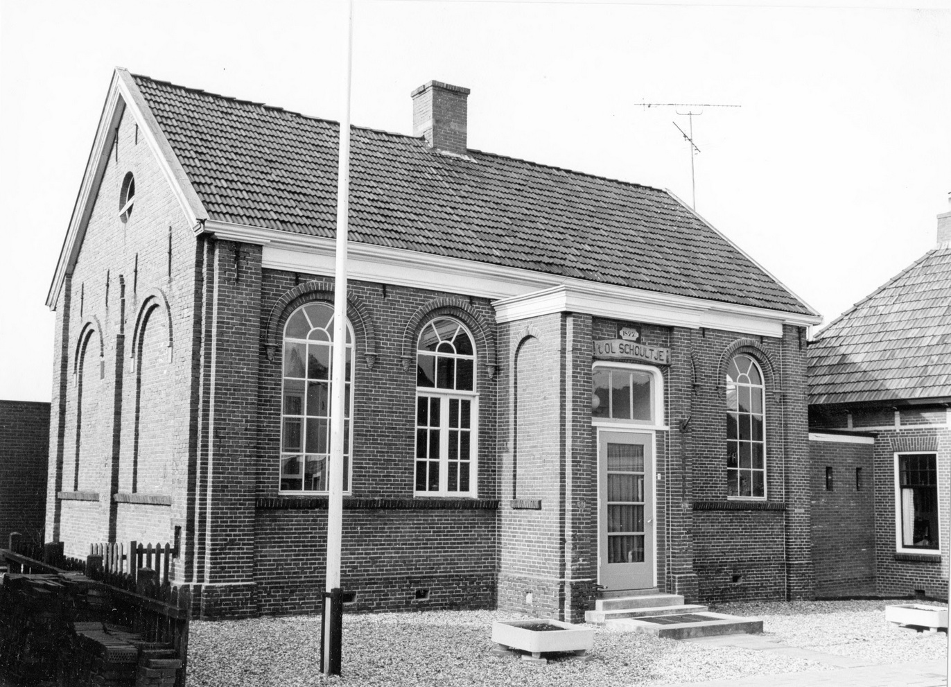 Foto: Torenstraat 1, 't ol Schoultje, foto: Bob van Zalm, 1960-1970. Bron: RHC GA, Groninger Archieven, Beeldbank Groningen.