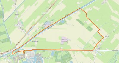 Binnen de lijn ligt het buitengebied van Lageland, oftwel de Polder Lageland, tegenwoordig ook bekend als Meerstad-Noord. Dit gebied is in 2017 door een grenscorrectie overgegaan van de gemeente Slochteren naar de gemeente Groningen.