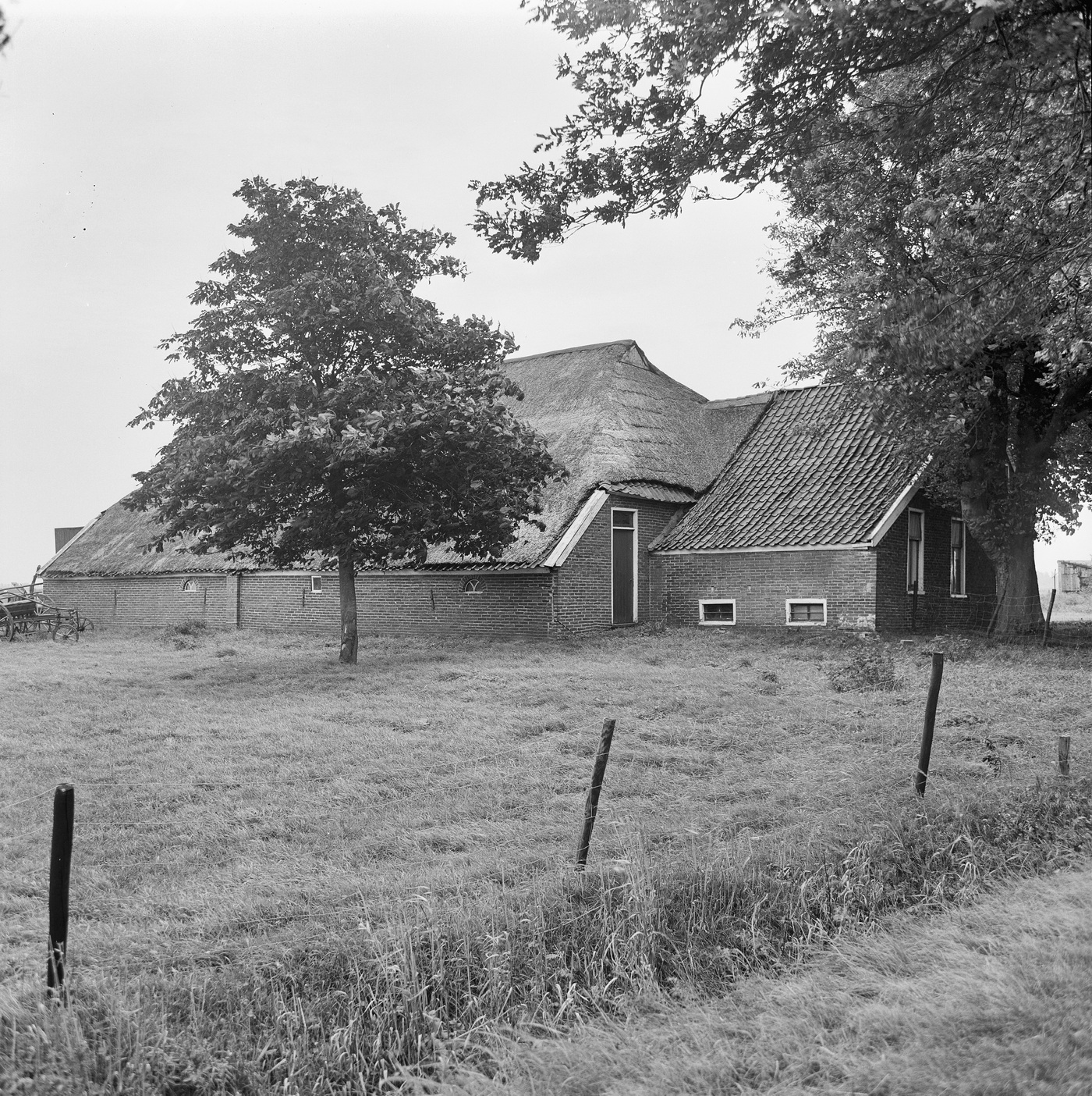 Hoofdweg 7 te Scharmer. Foto: A.J. van der Wal, sept. 1970, Rijksdienst voor Cultureel Erfgoed.