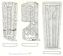 De gevonden sarcofaagdeksters in 1964, bij Steerwolde. Bron: BAI.