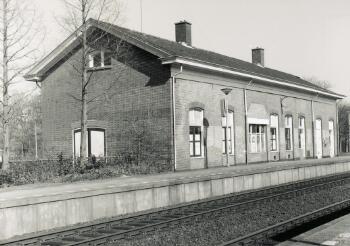 Het NS station van Zuidbroek. Bron: RHC GA, Groninger Archieven, Beeldbank Groningen.