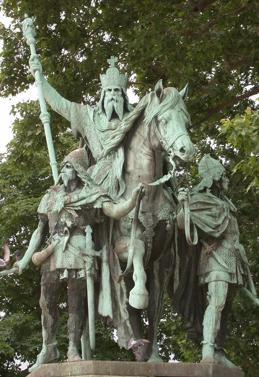 Standbeeld van Karel de Grote. Mark Kaswan (CC By-NC-SA).