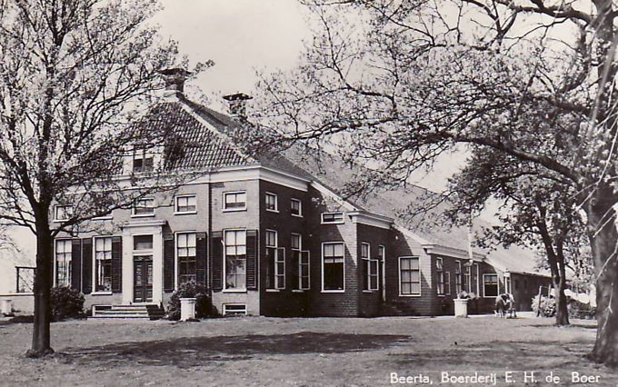 De Huningaheerd te Beerta ten tijde van de bewoning door de familie De Boer.