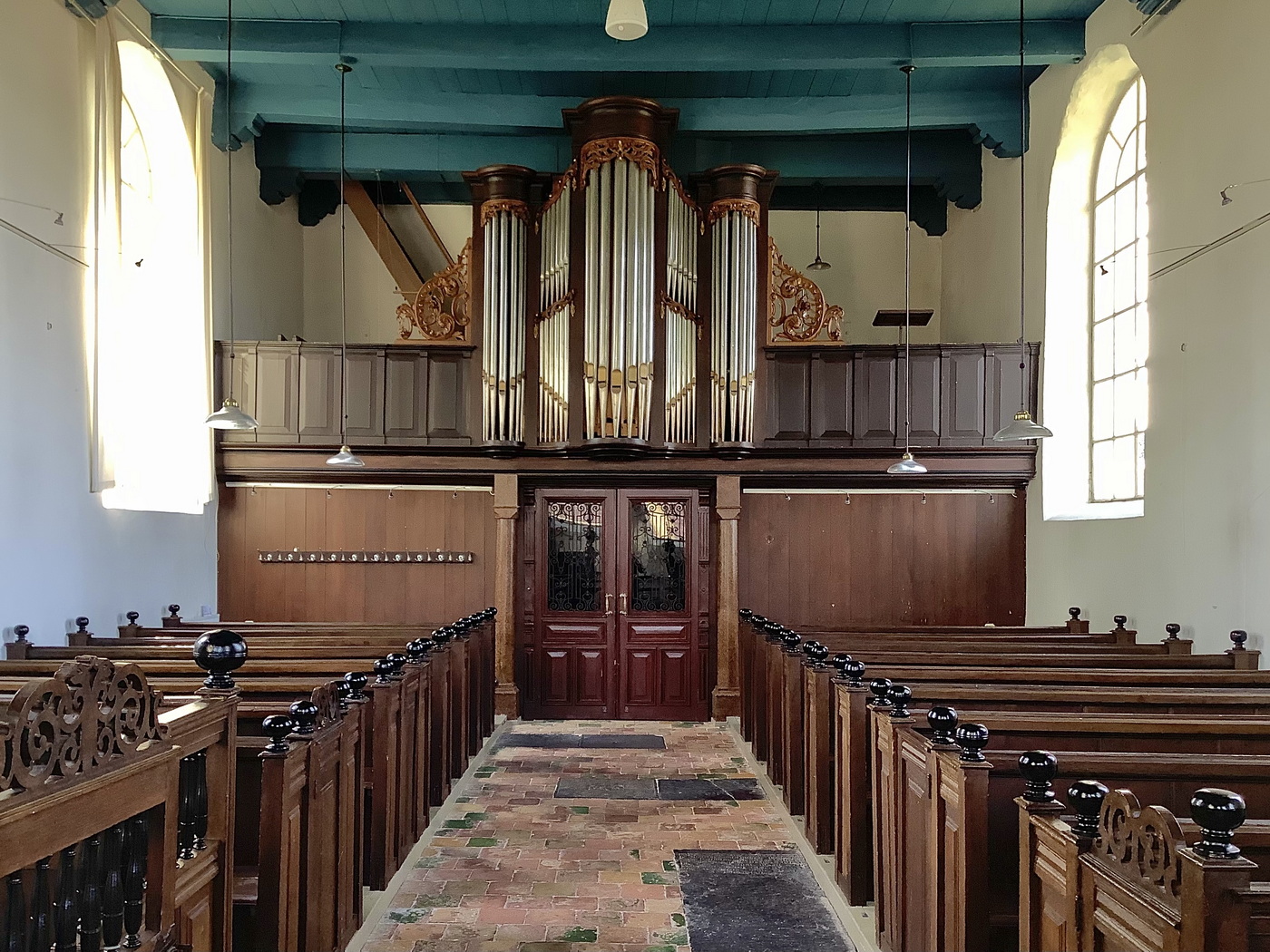 Interieur van de kerk met het orgel. Foto: (c)Jur Kuipers.