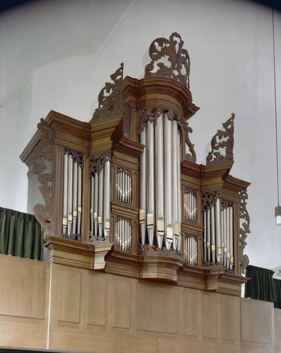 Het orgel uit de voormalige kruiskerk.