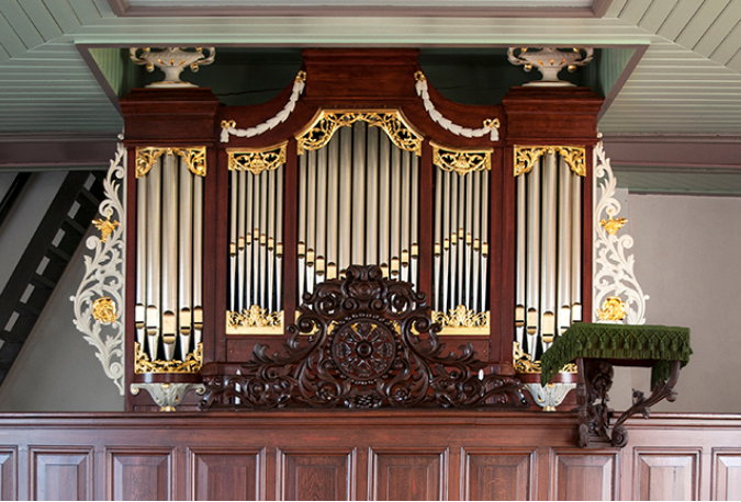 Het orgel in de kerk van Lellens. Bron: Mense Ruiter, Orgelmakers bv, Zuidwolde.