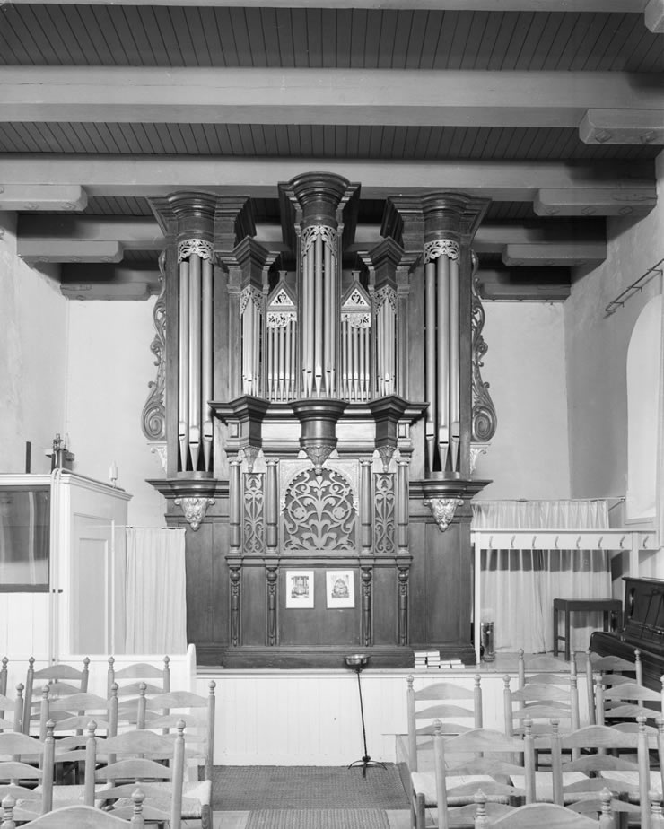 Het orgel in de kerk van Marum.