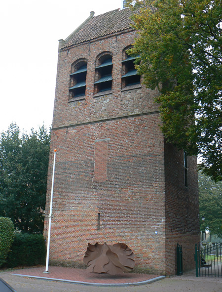 De toren van Meeden. Foto: Wikipedia.