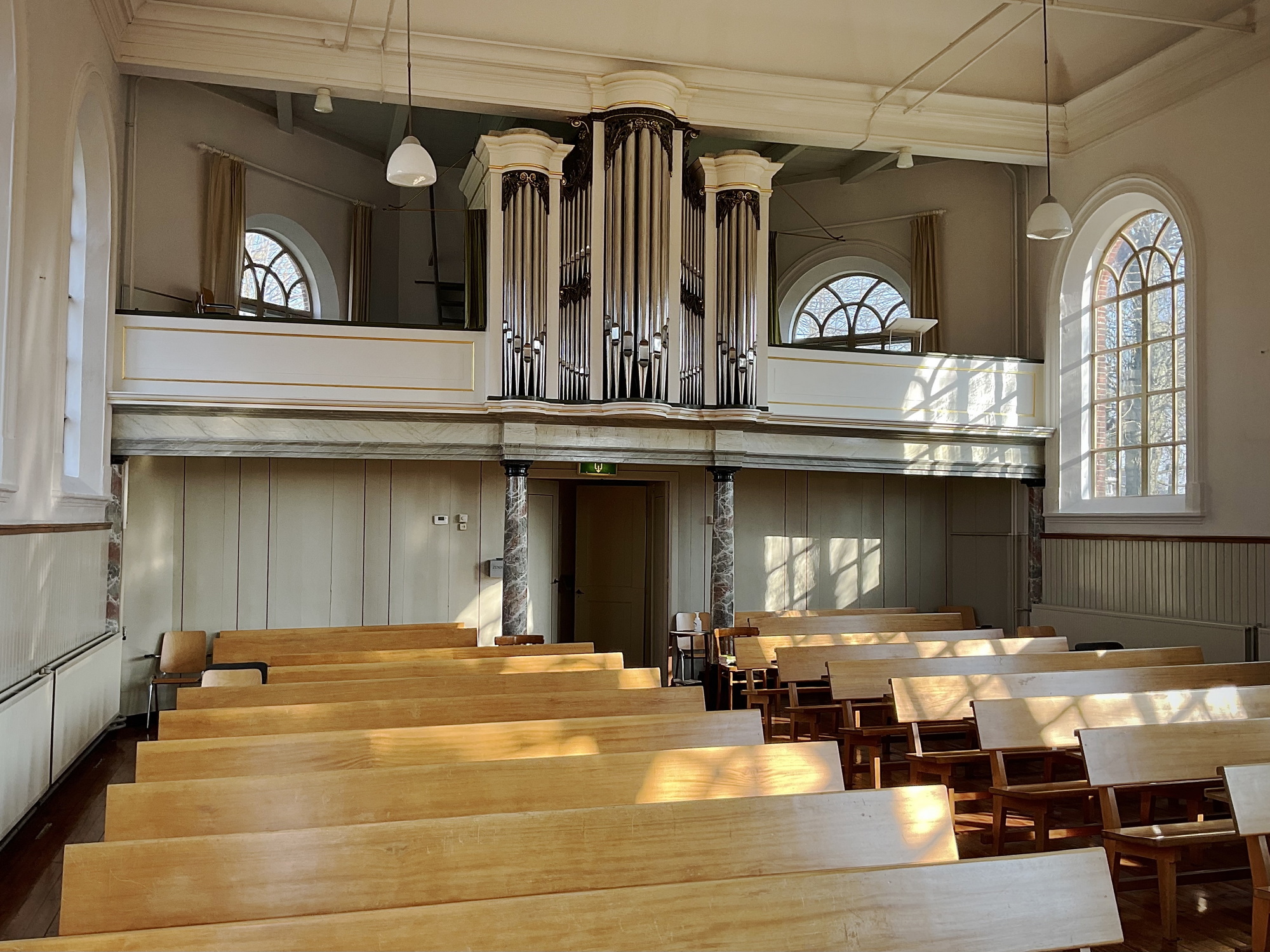 Interieur met orgel gezien naar het zuidoosten. Foto: ©Jur Kuipers.