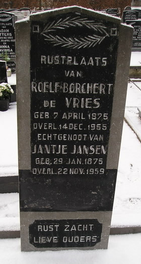 Laatste rustplaats van Roelf Borgert de Vries en Jantje Jansen.